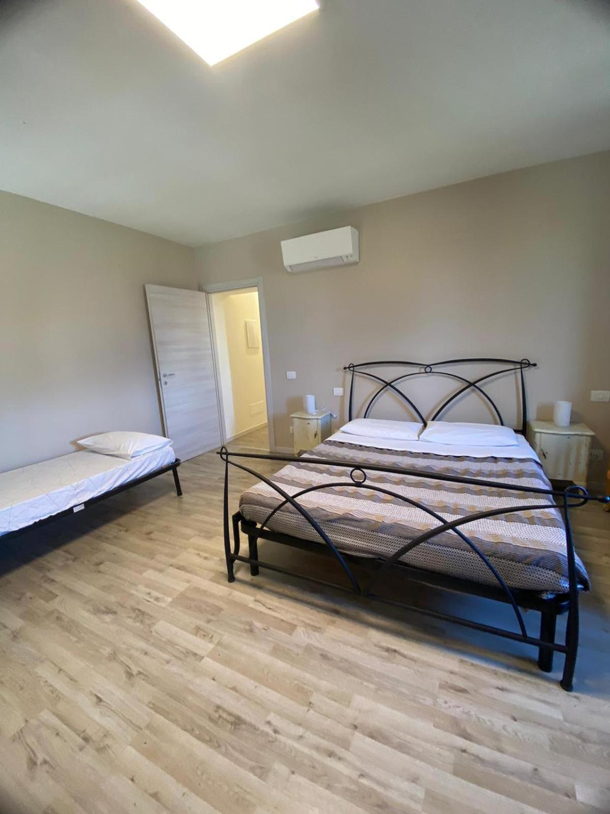 LA CHIUSA Bed&Breakfast Montichiari Esterno foto