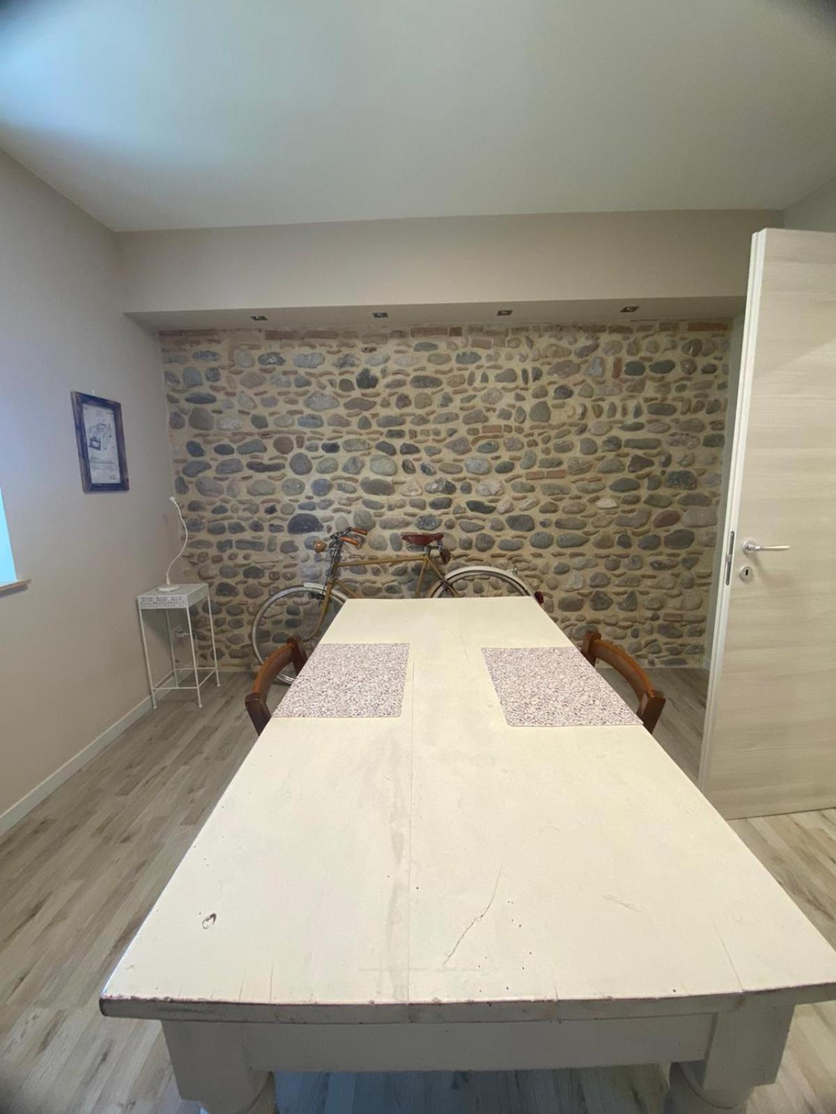 LA CHIUSA Bed&Breakfast Montichiari Esterno foto